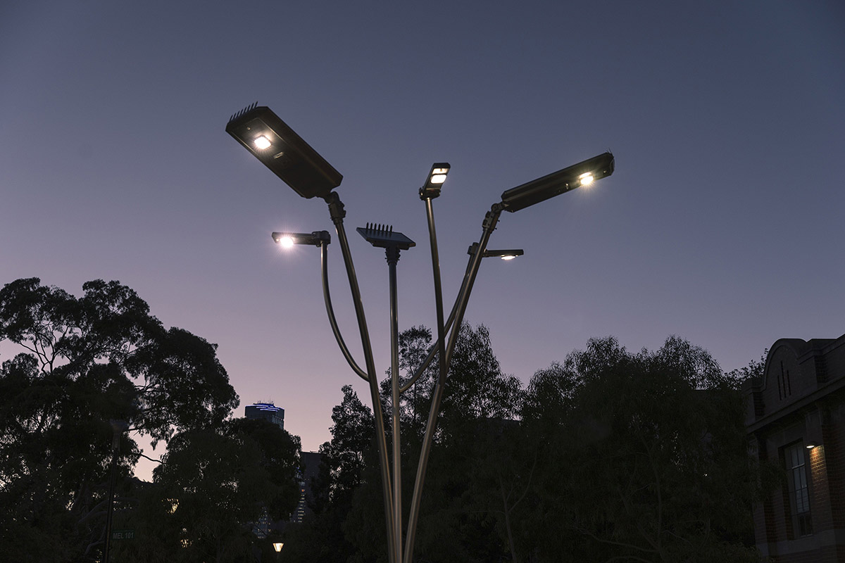 Solar Tree LEADSUN AC_7125